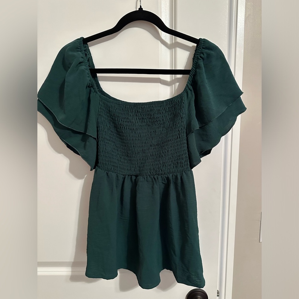 NWOT SHEIN  Green Peplum Top, fall/winter!